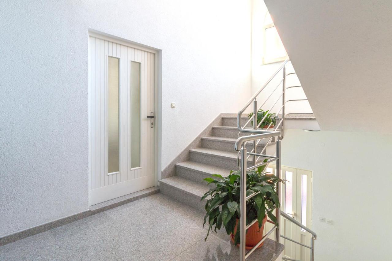 Apartment La Mare Stobreč エクステリア 写真