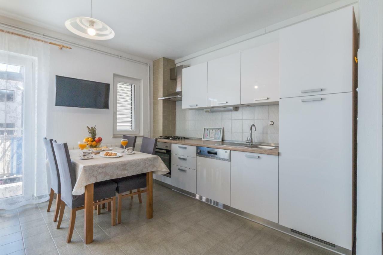 Apartment La Mare Stobreč エクステリア 写真